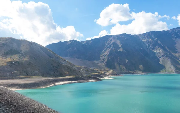 Lago de Yeso. Cajón del Maipo. Santiago de Chile — Foto de Stock