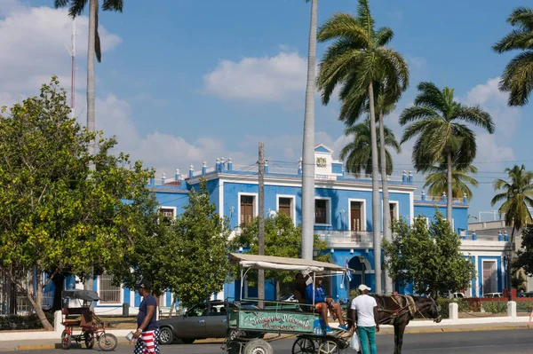 Panorama del paseo marítimo de la ciudad de Cienfuegos.Cuba . — Foto de Stock