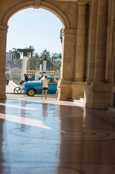 Grande Teatro de Havana Alicia Alonso em Cuba. Teatro famoso em — Fotografia de Stock