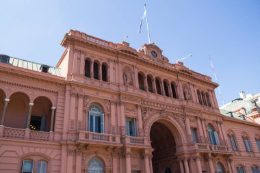 Casa Rosada (pembe evde)