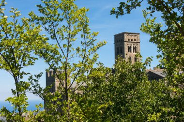 Eski manastırın Sant Pere de Rodes, Catalonia, İspanya denilen.