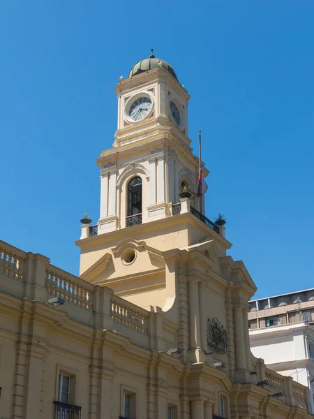Суд Кальяо (Museo представлені Nacional), на Армас в Сантьяго де Чилі. ІІТ є основні площі Сантьяго та центральною частиною компонування Сантьяго. Чилі — стокове фото
