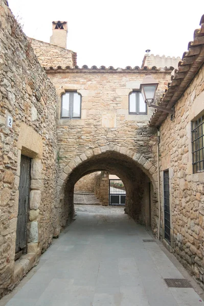 Ortaçağ Köyü Peratallada Costa Brava kalbinde.