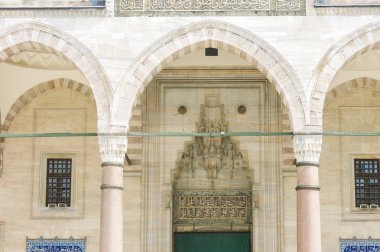 Süleymaniye Cami avlusu. Istanbul, Türkiye