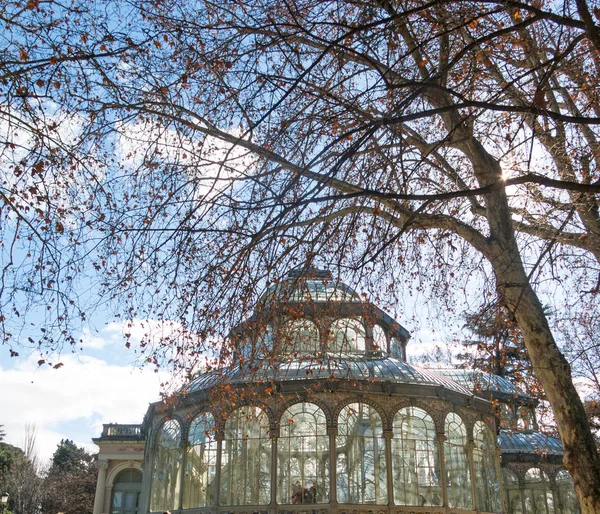 Pałac Kryształowy (palacio de cristal) w retiro park, Madryt, Hiszpania — Zdjęcie stockowe