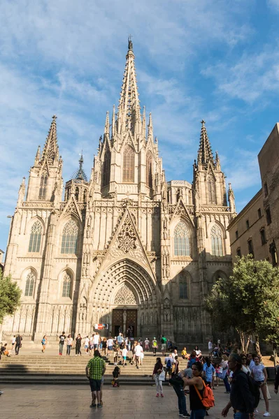 Torri medievali della Cattedrale Metropolitana Basilica di Barcel — Foto Stock