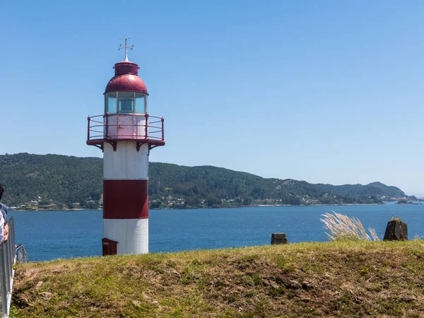 Faro en la fortaleza española en Niebla, Valdivia, Patagoni —  Fotos de Stock