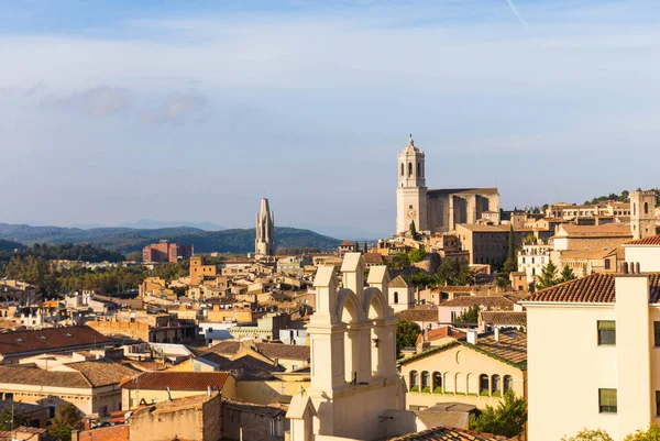 A középkori negyed Gerona. Costa Brava, Katalónia, Spanyolország. — Stock Fotó