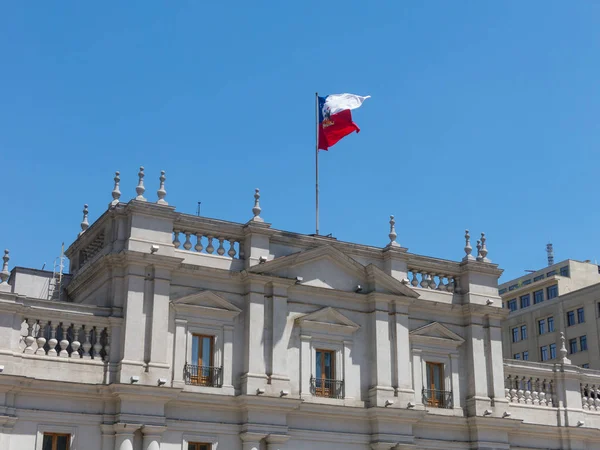 Vista del palacio presidencial, conocido como La Moneda, en Santiago — Foto de Stock