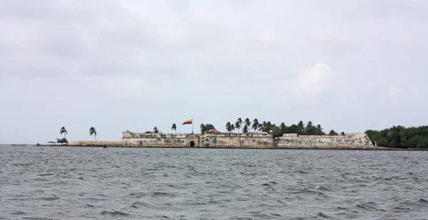 Cityscape of the city of Cartagena de Indias from the sea. Carta — Stock Photo, Image