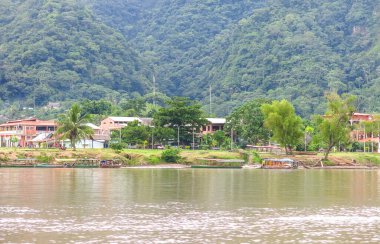 General view of the Amazonian town of Rurrenabaque, on the bank of the Beni river. In the Amazon the main transport route is the rivers. Rurrenabaque, Bolivia clipart