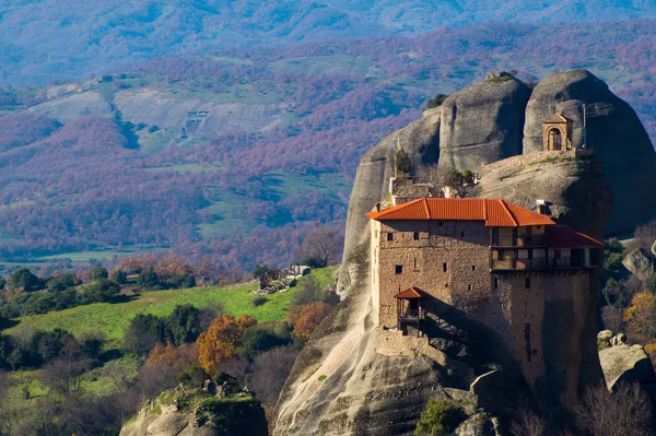 Visící klášter v Kalampaka Meteora v Řecku. Na Meteoru — Stock fotografie
