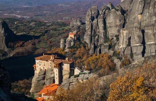 Opknoping klooster in Meteora van Kalampaka in Griekenland. De Meteora — Stockfoto