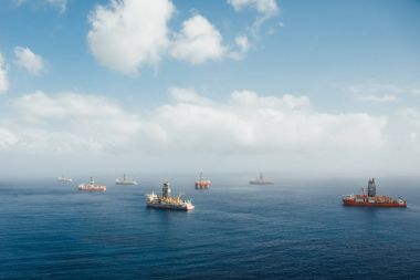 Offshore petrol ve gaz drillships