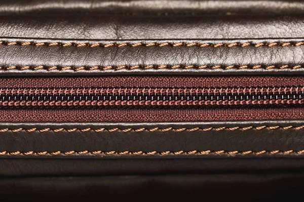 Zipper of brown leather bag, close-up view — ストック写真