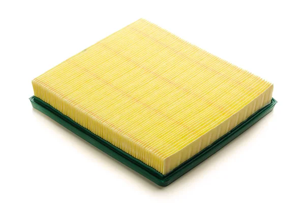 Żółty filtr powietrza do silnika samochodowego, izolowany na biało — Zdjęcie stockowe