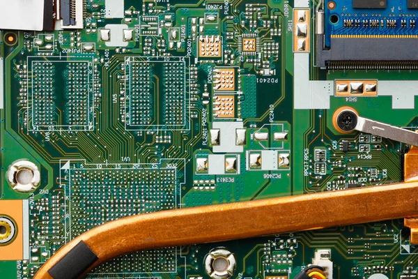 Bir Dizüstü Bilgisayarın Basılı Devre Kartı Pcb Elektronik Arkaplan — Stok fotoğraf