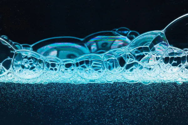 Абстрактные Жидкие Мыльные Пузыри Синий Фон — стоковое фото