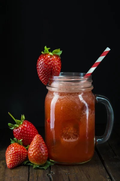 Strawberry smoothie in a glass jar — Stock Photo, Image