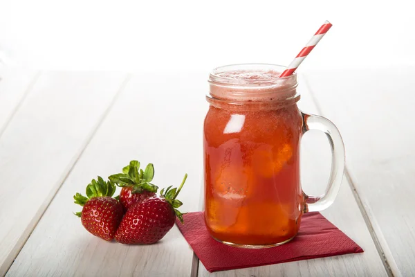 Strawberry smoothie in a glass jar — Stock Photo, Image