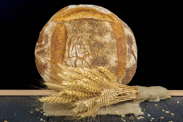 Homemade sourdouhg bread loaf — Stock Photo, Image
