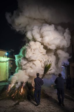 Erkekler bonefires daha kötü ile hazırlama