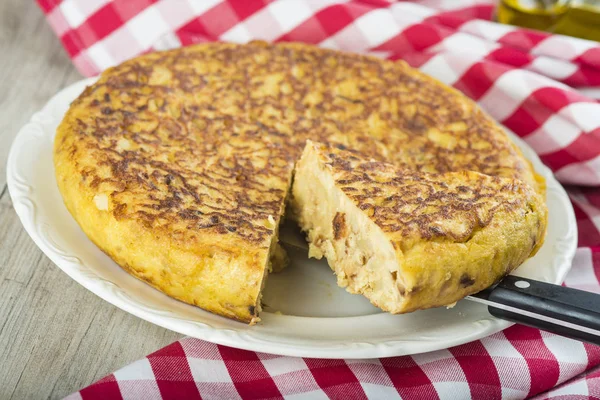 Omelete de batatas espanholas — Fotografia de Stock