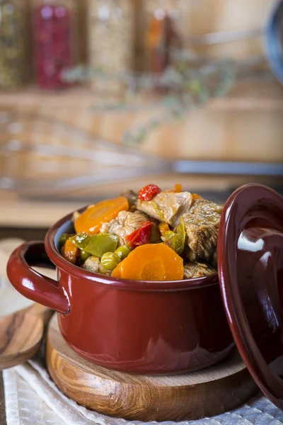 Veal ragout in a porcelain casserole — Stock Photo, Image