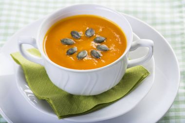 Noel için kremalı balkabağı çorbası