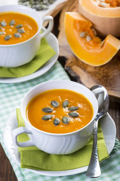 Zuppa di zucca cremosa per Natale — Foto Stock