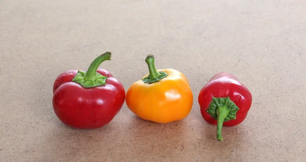 Paprika, Bio-Gemüse, Lebensmittelkonzept — Stockfoto