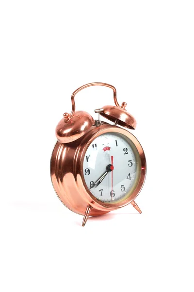 Reloj despertador de cobre estilo antiguo aislado en blanco — Foto de Stock