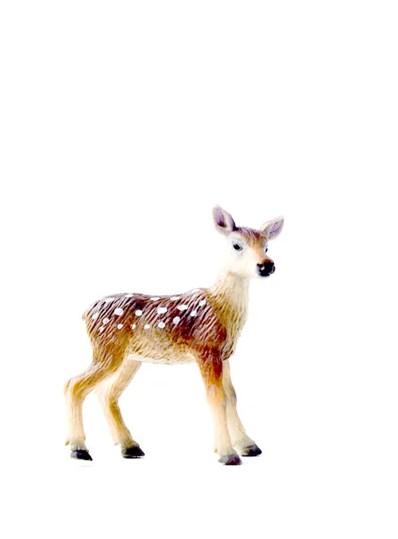 被隔绝的玩具鹿雕像在白色背景 — 图库照片