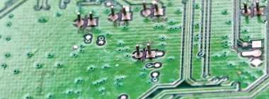 Elektronik devre kartına yakın çekim