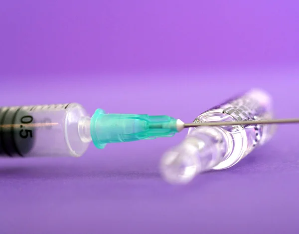 Injection with a syringe — Stock Photo, Image