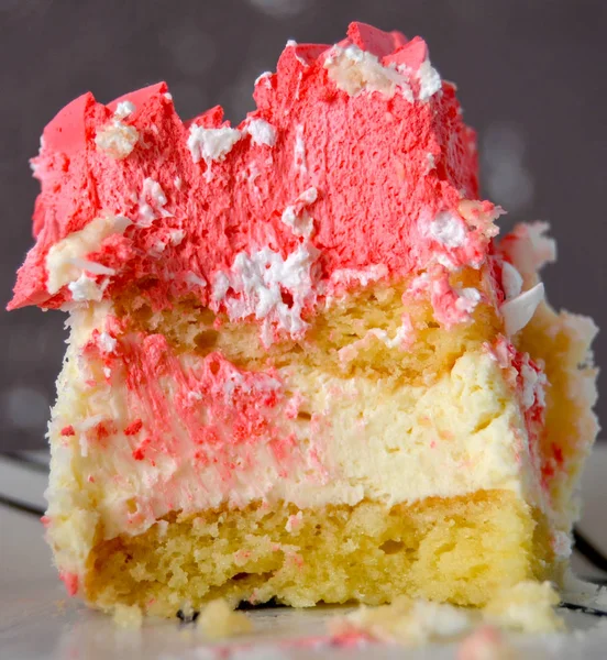 Wit roze taart — Stockfoto