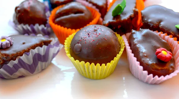 Homemade chocolate sweets — Stock Photo, Image