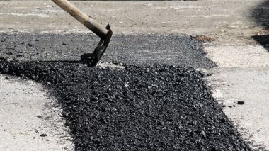Yol ya da sokak yüzey tamiri,