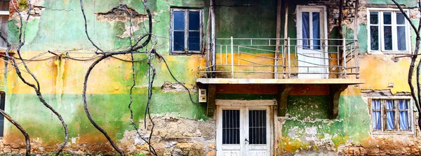 Cephe Arnavutluk'ta bir eski köy evi — Stok fotoğraf