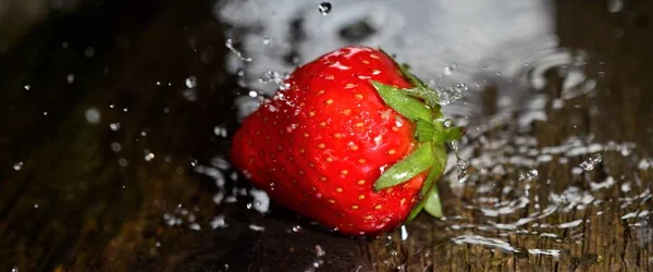 Strawberry. Fresh berry fruit, — Stock Photo, Image