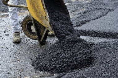 bir sokak yolunun yeniden düzenlenmesi, belediye işleri