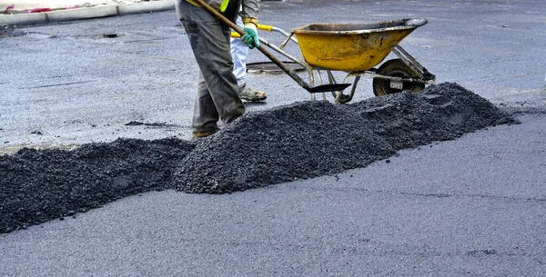 Recontruction de uma estrada de rua, trabalho municipal — Fotografia de Stock