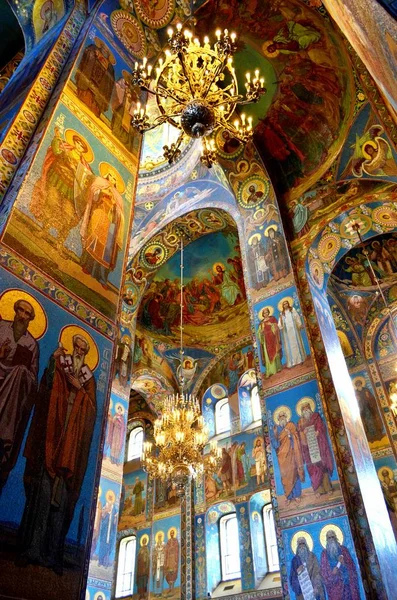 Iglesia ortodoxa en San Petersburgo Rusia, 22 de agosto de 2015 — Foto de Stock