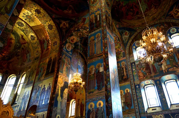 Iglesia ortodoxa en San Petersburgo Rusia, 22 de agosto de 2015 —  Fotos de Stock