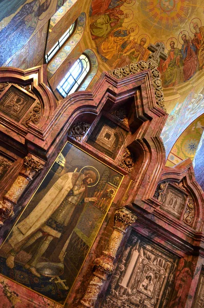 Orthodox church in saint petersburg russia, august 22, 2015 — 스톡 사진