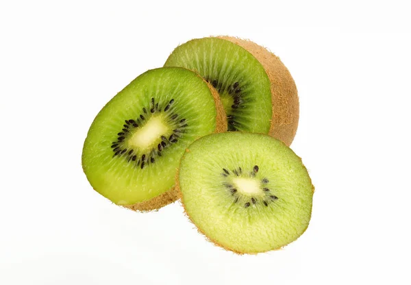 Kivi beyaz arka planda parçalara ayrılmış.