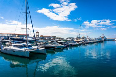 Soçi, Rusya - 29 Eylül 2016: Yarış Yat Limanı