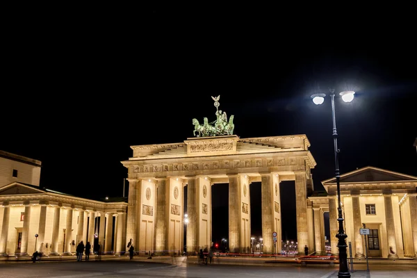 Brandeburg gate, gece, Berlin, Almanya