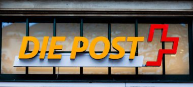 Zürih, İsviçre - 4 Kasım, 2016: İsviçre posta işareti. İsviçre 