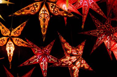 Renkli Noel yıldız. Yıldız fenerler bir arka plan